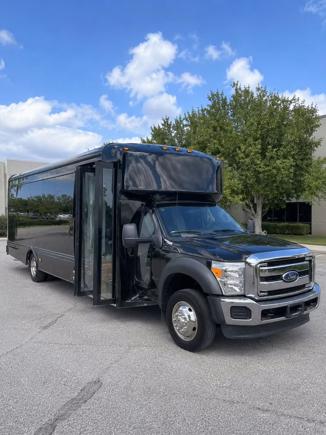 browse party buses with built in bars and led lighting for bachelorette concert nights in spokane valley